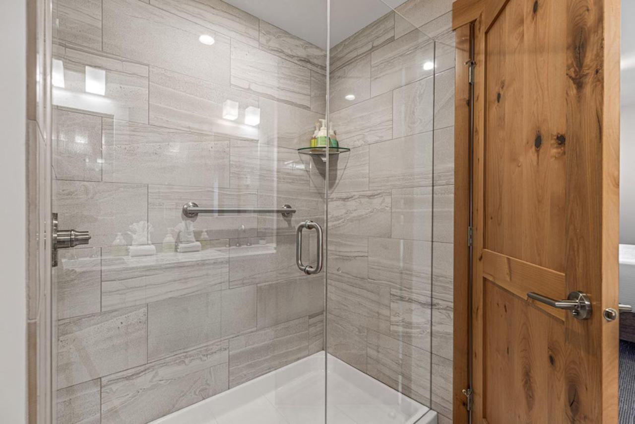 Spring Creek Condo By Canadian Rockies Vacation Rentals Canmore Exterior foto
